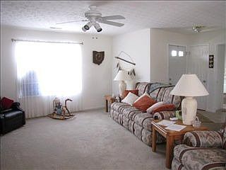 3rd image of 2041 Cumberland St