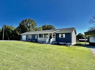 197 Stage Coach Rd, Leasburg, NC 27291