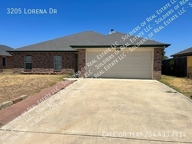 1st image of 3205 Lorena Dr