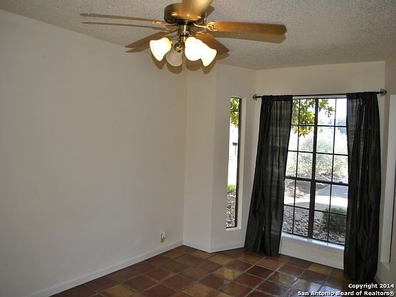 5th image of 107 Bentwood Dr #1