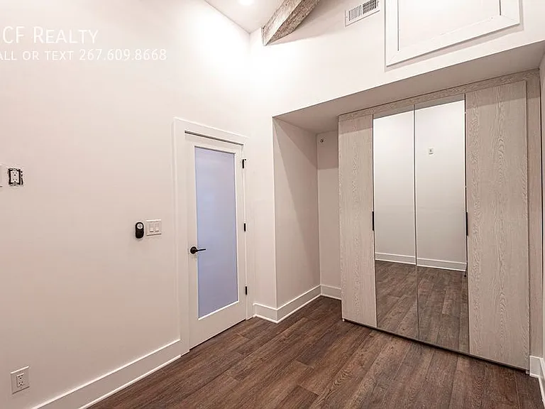1211 Bainbridge St #2B — Photo 10