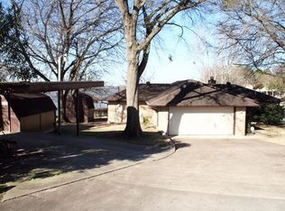 108 Guinevere Cir, Mabank, TX 75156