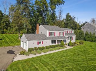 60 Keats Rd, Basking Ridge, NJ 07920