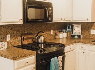 4029 Bunker Hill St, Enid, OK 73703