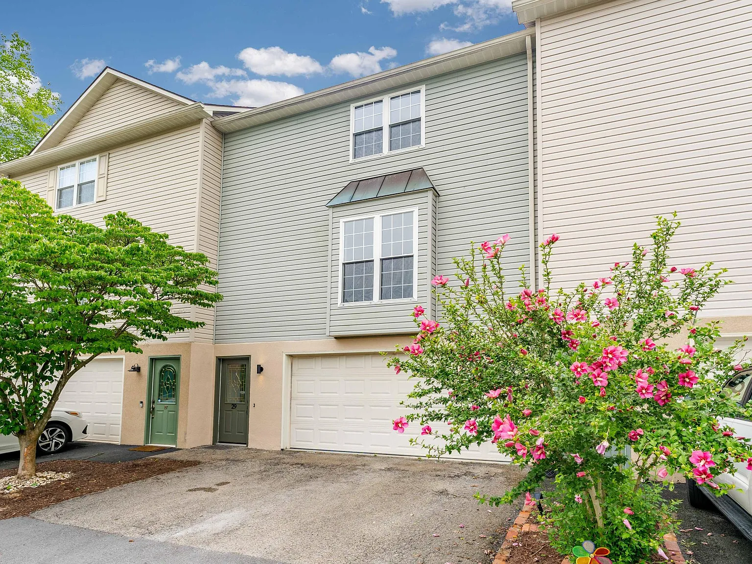 3 bed, 2.5 bath, 1440 sqft, $1,825 — Photo 4