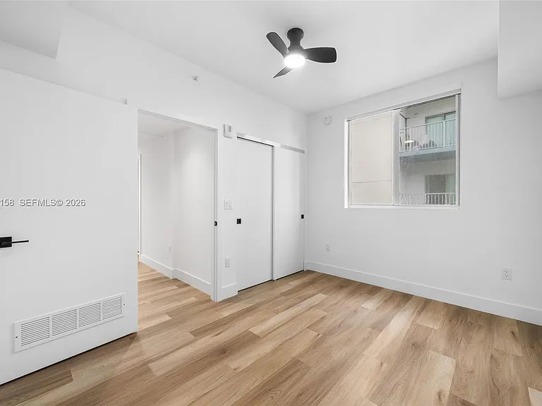 650 SW 1st St #206 — Photo 13