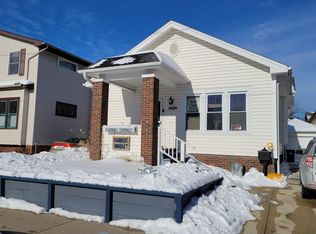 2626 Olive St, Racine, WI 53403