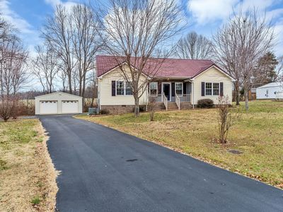 62 Cloudy Ln, Lafayette, TN, 37083