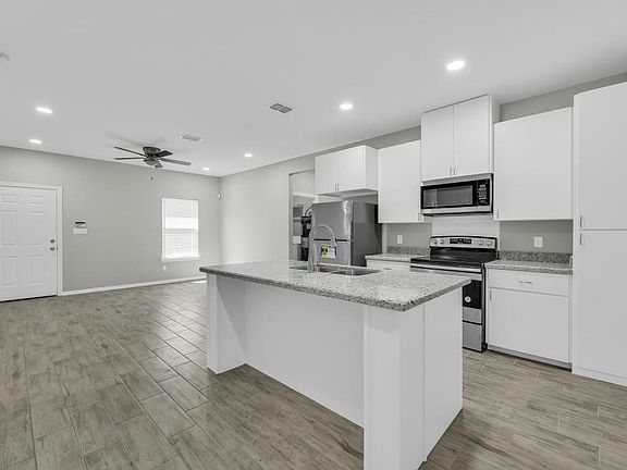 5th image of 1500 Heritage Dr