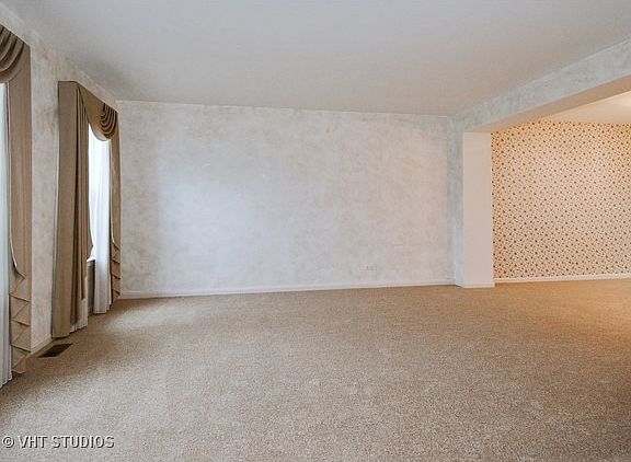 3rd image of 759 Churchill Ln