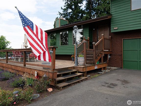 3rd image of 727 Poplar Drive
