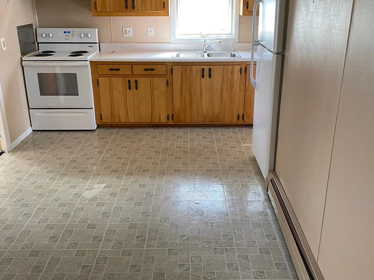 2 bed, 1000 sqft, $1,450 — Photo 4