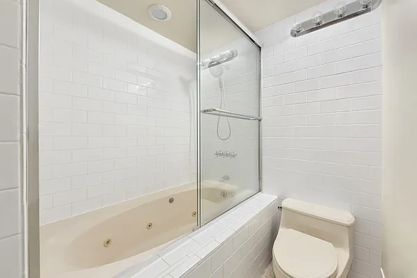 Rented by Douglas Elliman | media 15