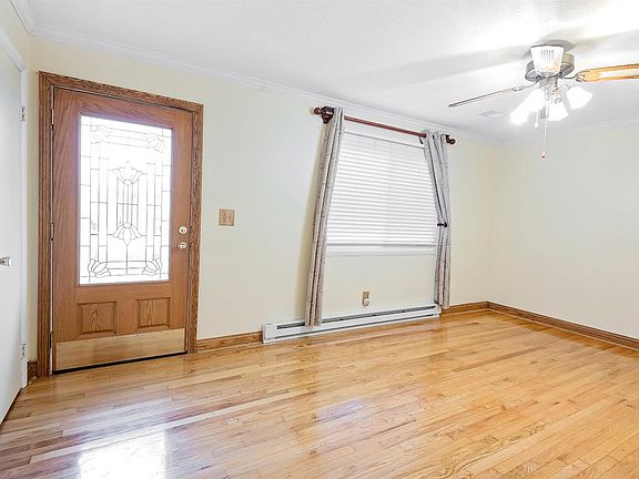 3rd image of 1501 Gardner Lane Spur