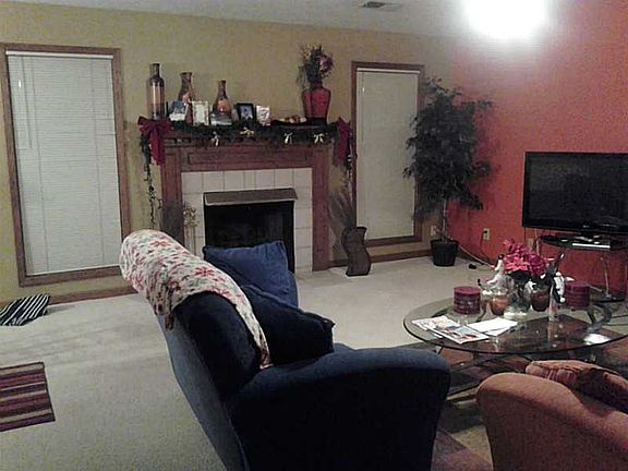5th image of 2361 Bankston Cir