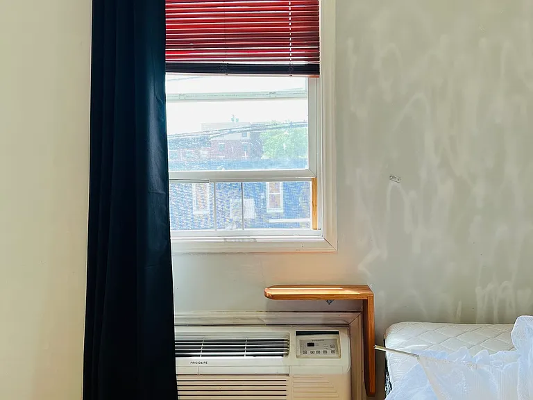 115 N Merritt Mill Rd #204 — Photo 8