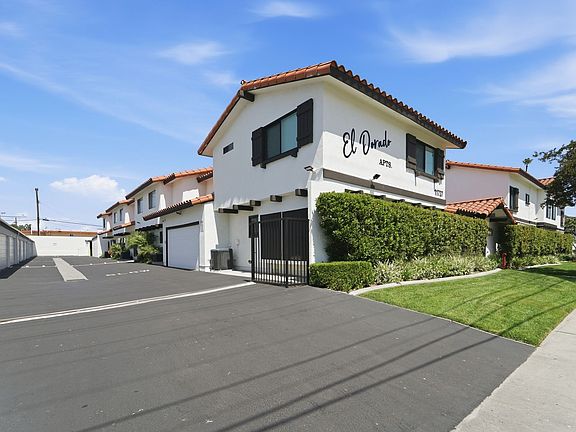 4th image of 11751 Downey Ave #1