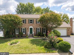 912 Chancellor St SW, Leesburg, VA 20175