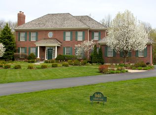 940 Tisbury Ln, Lake Forest, IL