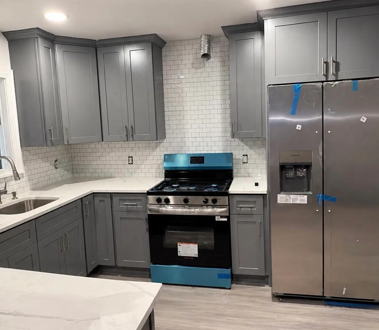 2 bed, 1000 sqft, $2,400 — Photo 1