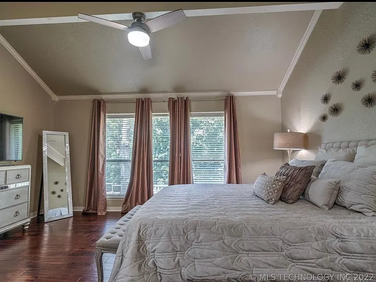 7628 S Quebec Ave — Photo 13