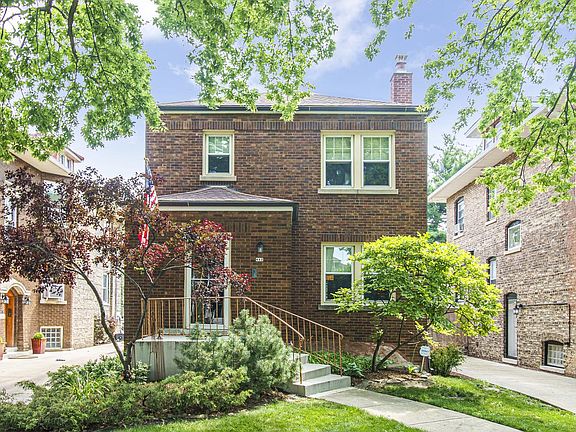 2nd image of 612 N Taylor Ave