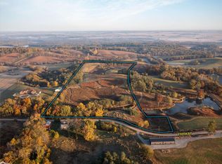 210 Saint, Solon, IA 52333