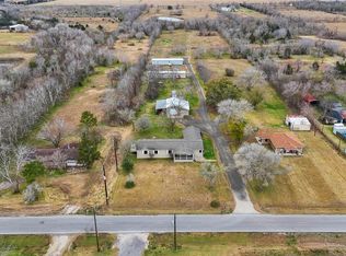 19645 Nordt Rd, Damon, TX 77430