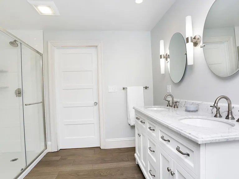 5 Lenox Dr #B — Photo 11