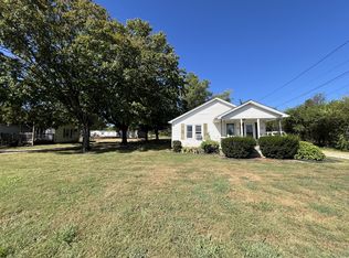 1213B S Russell St, Portland, TN 37148