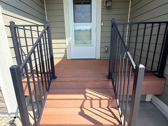 2nd image of 4234 2nd St