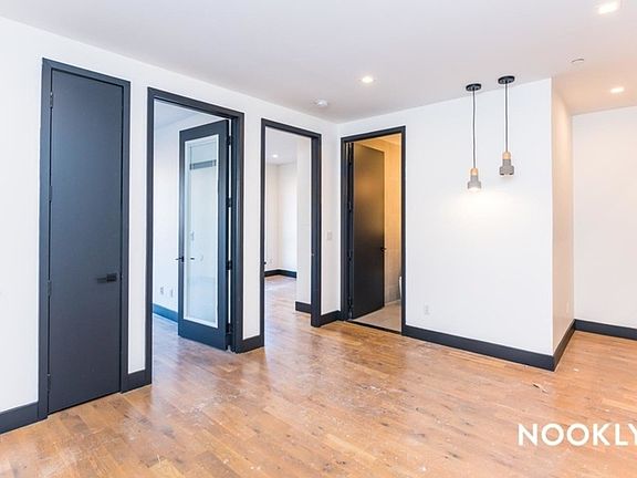 5th image of 834 Lexington Ave #2C