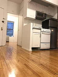 Rented by KNOCKKNOCK LLC