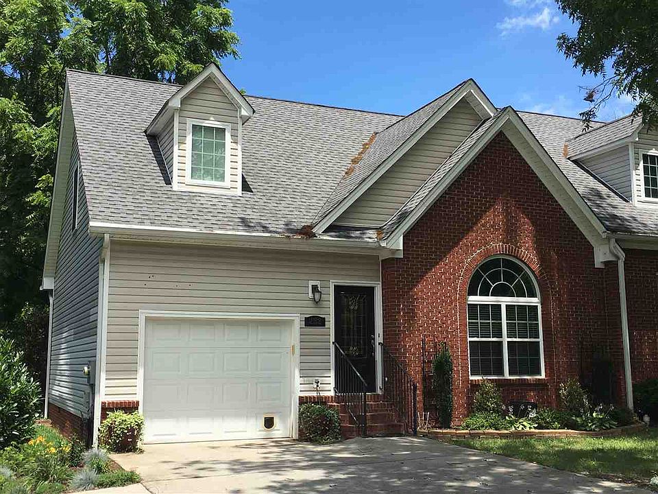 1st image of 233 Sharon Dr NE
