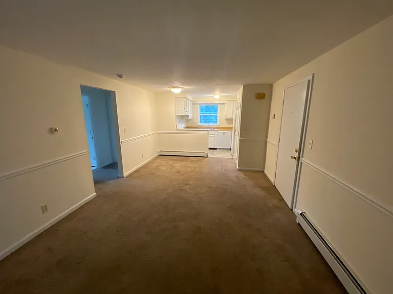 23 Glenwood Ave #14 — Photo 9