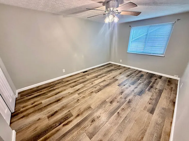 12 Holloway Dr #12B — Photo 8