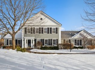 549 Rob Roy Ct, Inverness, IL 60067