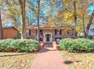 22 Buttermilk Rd, Little Rock, AR 72227