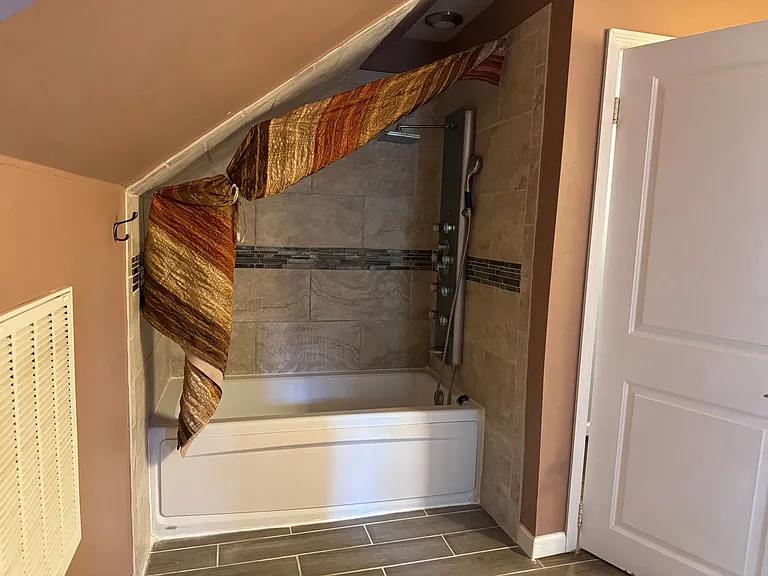 312 Beach St — Photo 20