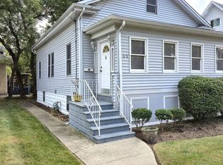 409 S Hale St, Wheaton, IL 60187