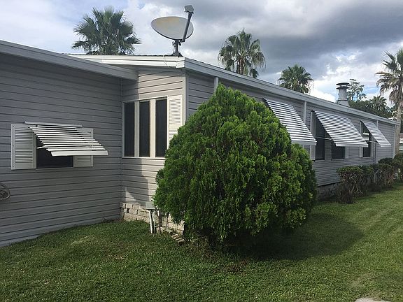 4th image of 471 Greenwood Ln