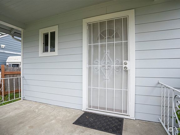 4th image of 6831 Fawcett Avenue