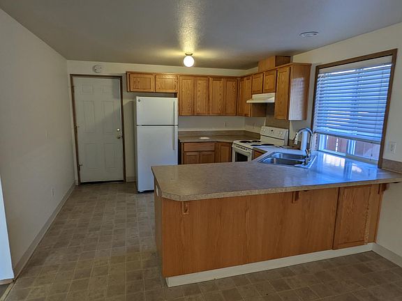 5th image of 17003 NE 20th St