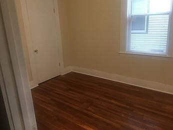 2nd image of 9 Fuller St #1