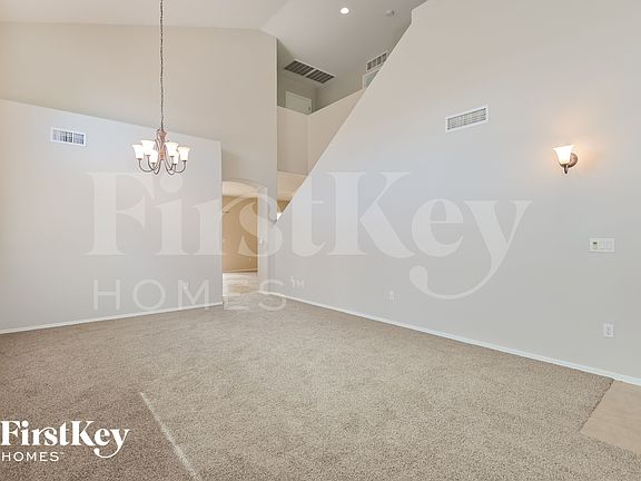 3rd image of 10616 S Lucius Dr