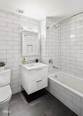 Rented by MNS Marketing | media 18