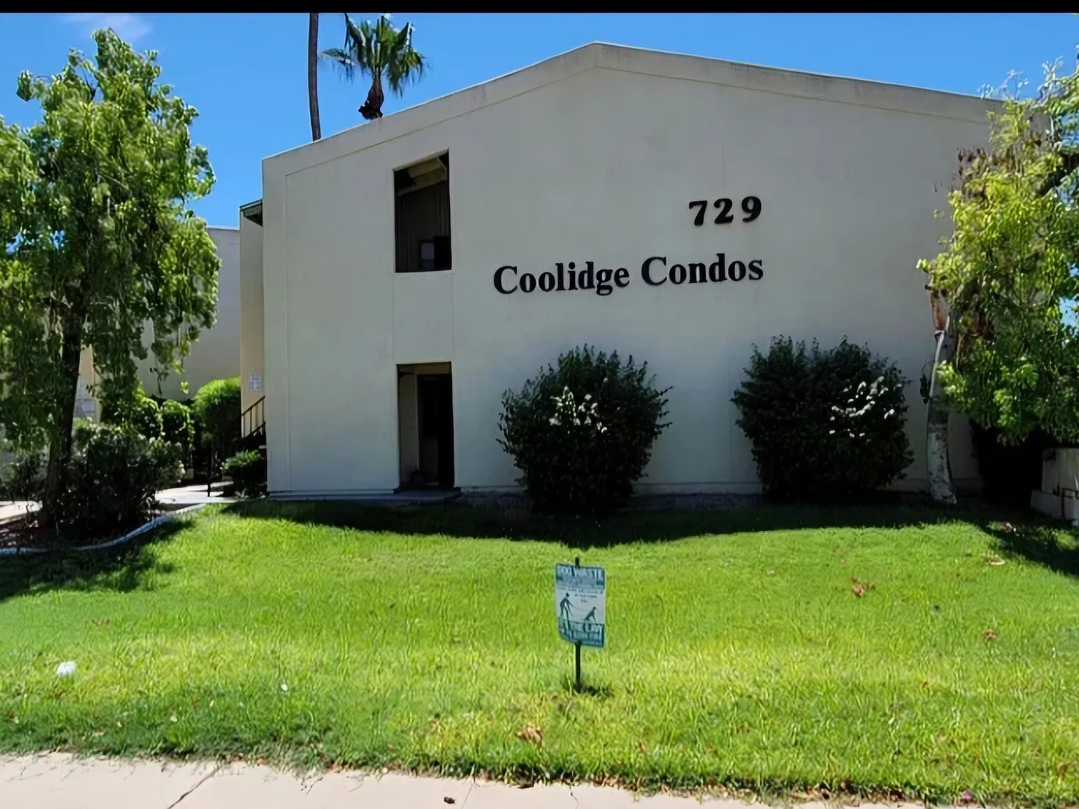 2 bed, 900 sqft, $1,400 — Photo 1