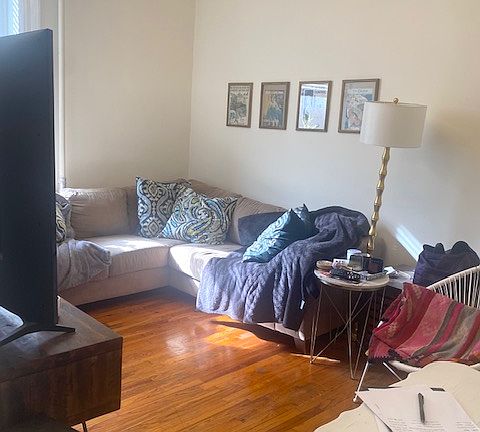 2nd image of 210 W 16th St APT 4E