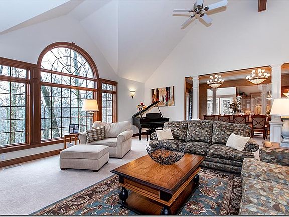 5th image of 2652 Hidden Canyon Cir