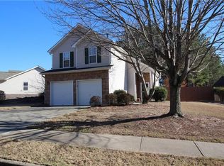 186 Stoneforest Dr, Woodstock, GA 30189